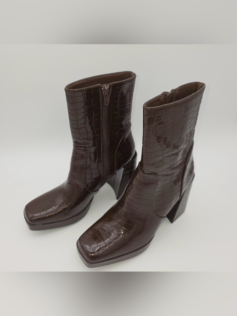 Forever 21 Dark Brown Croc-Embossed Block Heel Ankle Boots